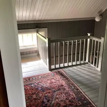 Holiday home Steinsvoll Gard *