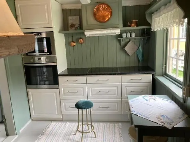 Semesterbostad Steinsvoll Gard