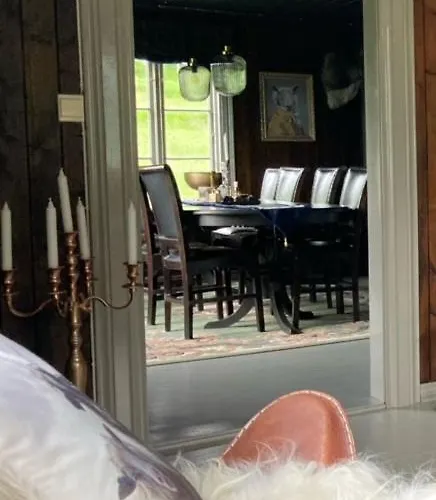 Semesterbostad Steinsvoll Gard