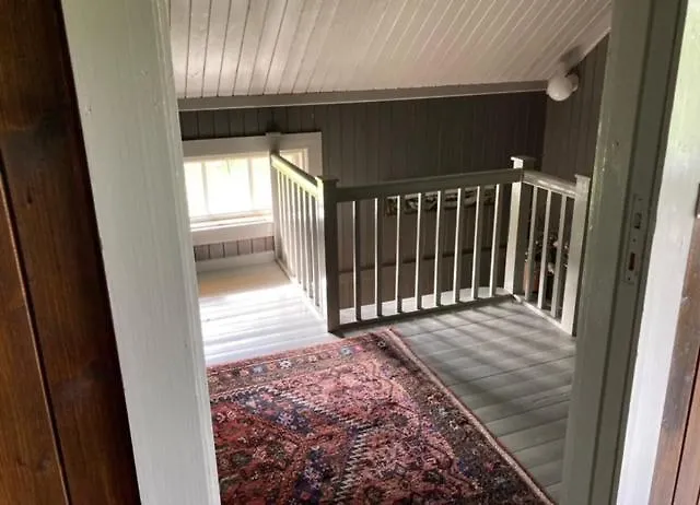 Semesterbostad Steinsvoll Gard *