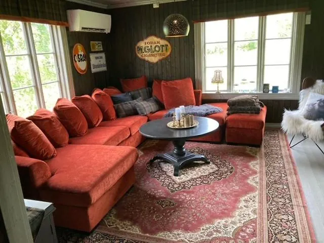 Steinsvoll Gard Semesterbostad *